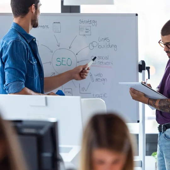 Agencia de posicionamiento SEO grid
